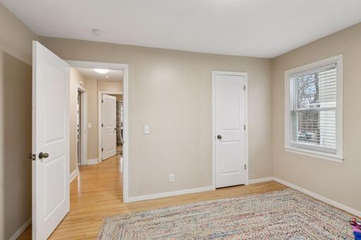 4912 W Upland Crest, Minneapolis, MN 55421