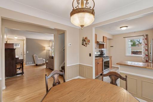 Effortless flow between living, dining and kitchen