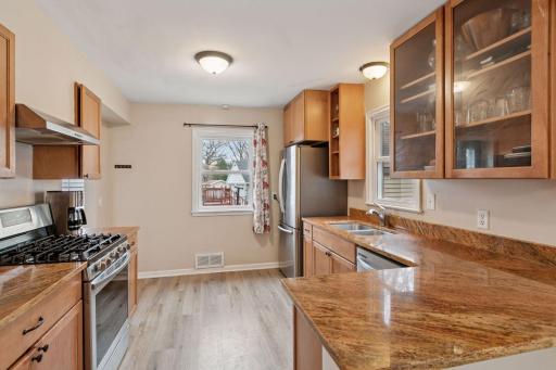 4912 W Upland Crest, Minneapolis, MN 55421