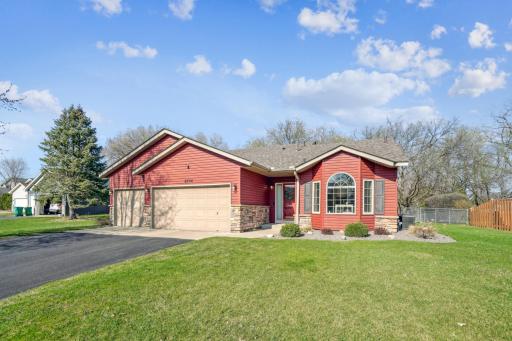 6524 Founders Parkway, Minneapolis, MN 55445