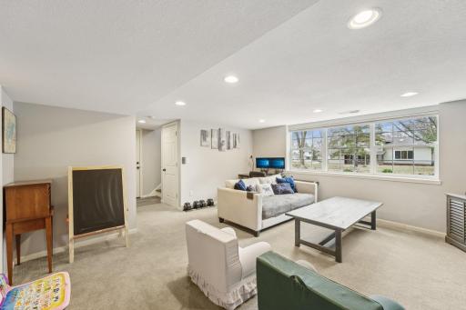 16210 Woodland Lane, Minnetonka, MN 55345