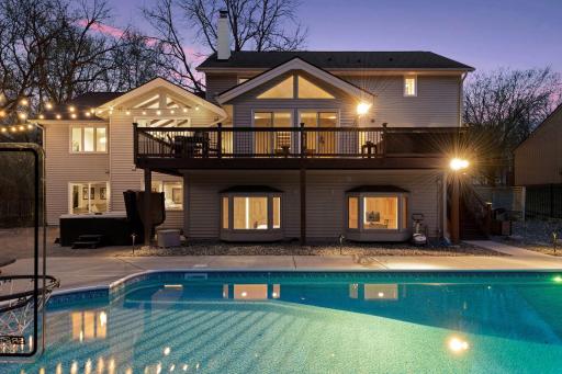 15600 White Pine Drive, Wayzata, MN 55391
