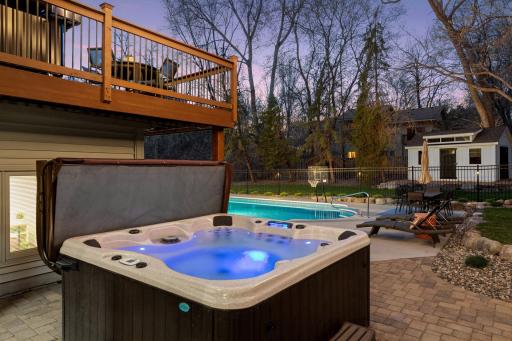 15600 White Pine Drive, Wayzata, MN 55391