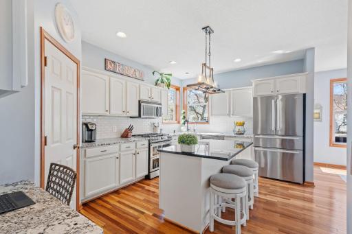 6143 Southview Court, Mound, MN 55364