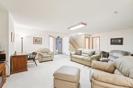 14603 Beverley Lane, Savage, MN 55378