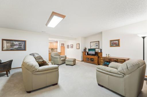 14603 Beverley Lane, Savage, MN 55378