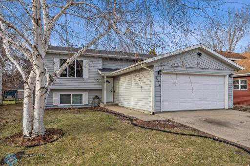 1614 35th Avenue S, Fargo, ND 58104