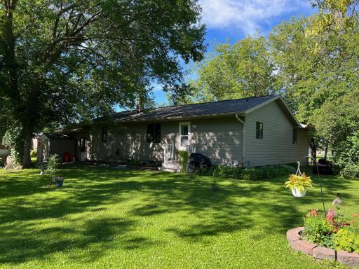 220 Minnesota Avenue NE, Warroad, MN 56763
