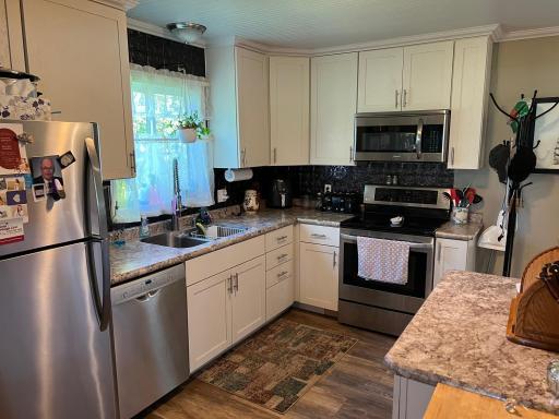 220 Minnesota Avenue NE, Warroad, MN 56763