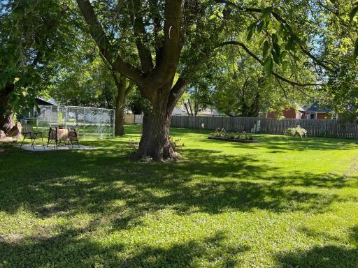 220 Minnesota Avenue NE, Warroad, MN 56763