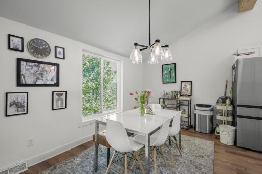 613 Cromwell Avenue, Saint Paul, MN 55104