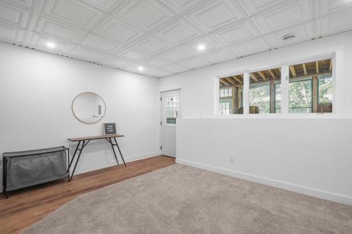 613 Cromwell Avenue, Saint Paul, MN 55104