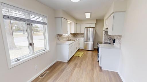 2304 3rd Avenue SE, Willmar, MN 56201