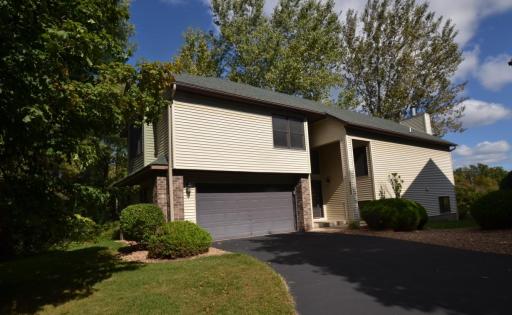 5700 Willow Trail, Saint Paul, MN 55126