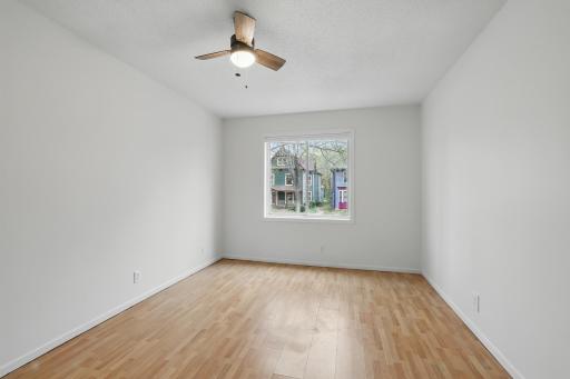2218 22nd Avenue S, Minneapolis, MN 55404