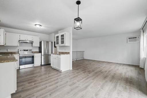 2218 22nd Avenue S, Minneapolis, MN 55404