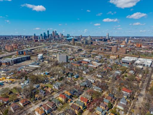 2218 22nd Avenue S, Minneapolis, MN 55404