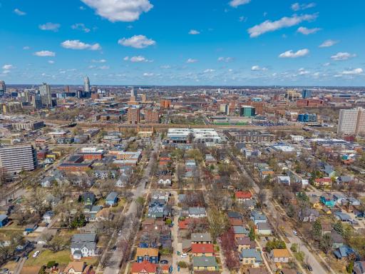 2218 22nd Avenue S, Minneapolis, MN 55404