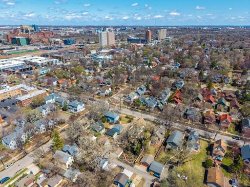 2218 22nd Avenue S, Minneapolis, MN 55404