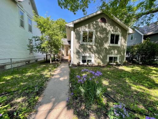2218 22nd Avenue S, Minneapolis, MN 55404