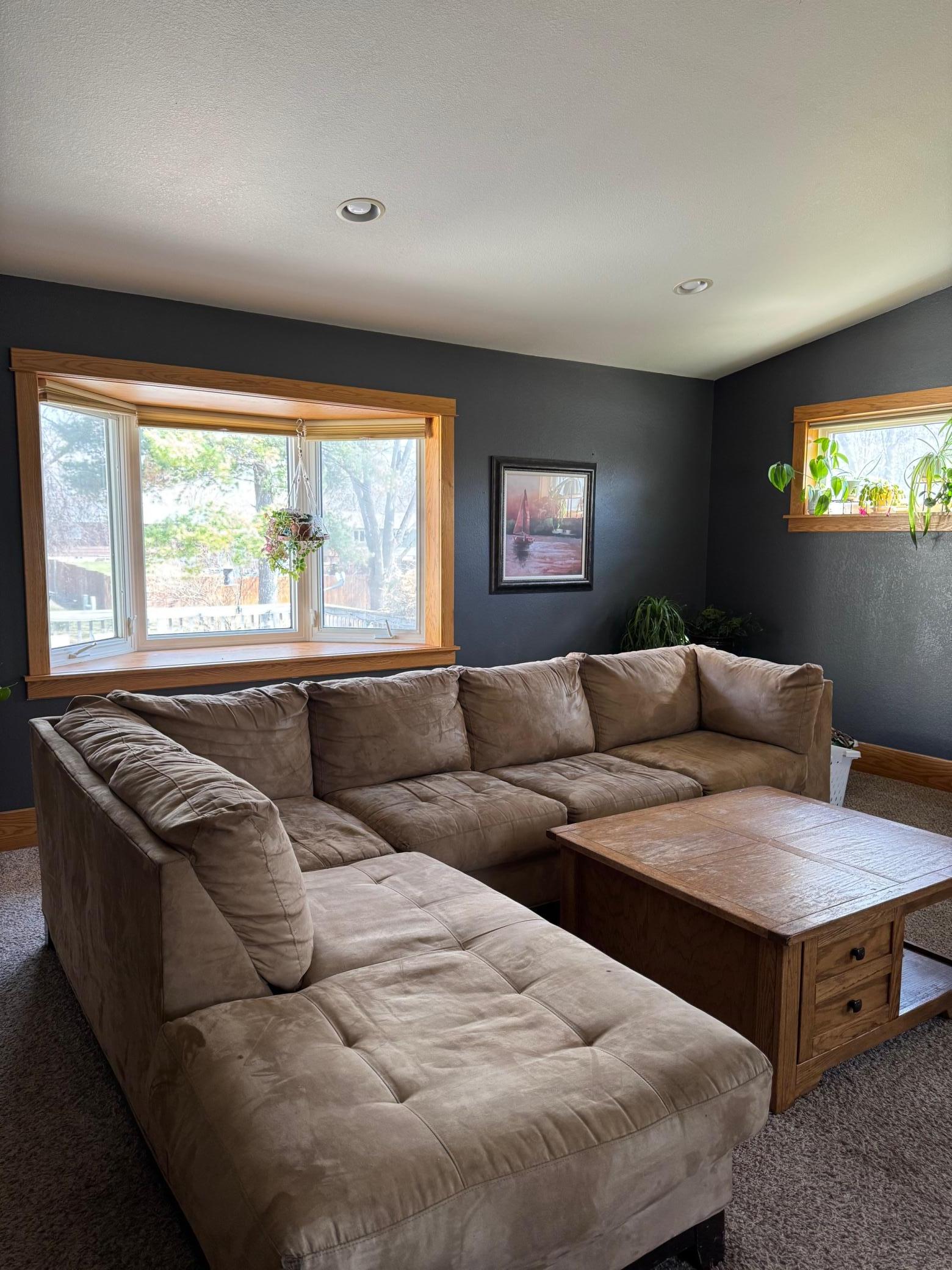 main floor livingroom 5.jpg