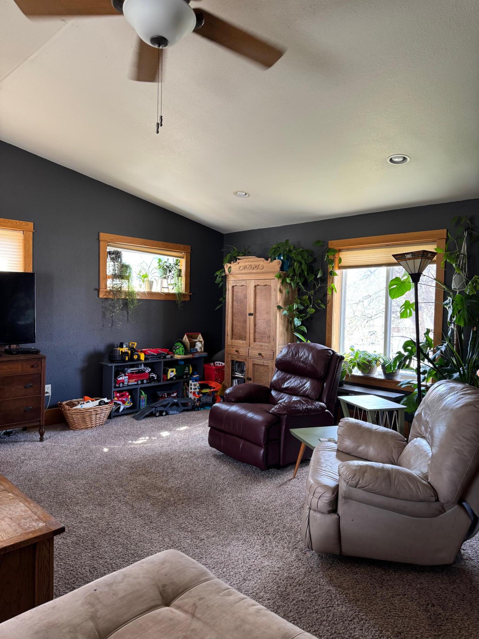 main floor livingroom 2.jpg