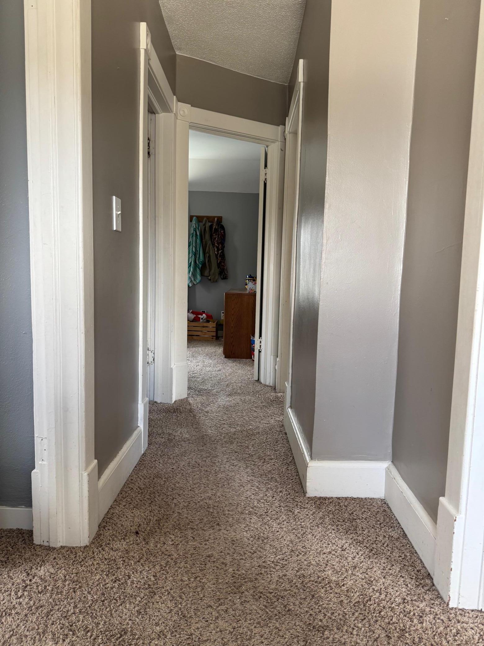 upper hallway 2.jpg