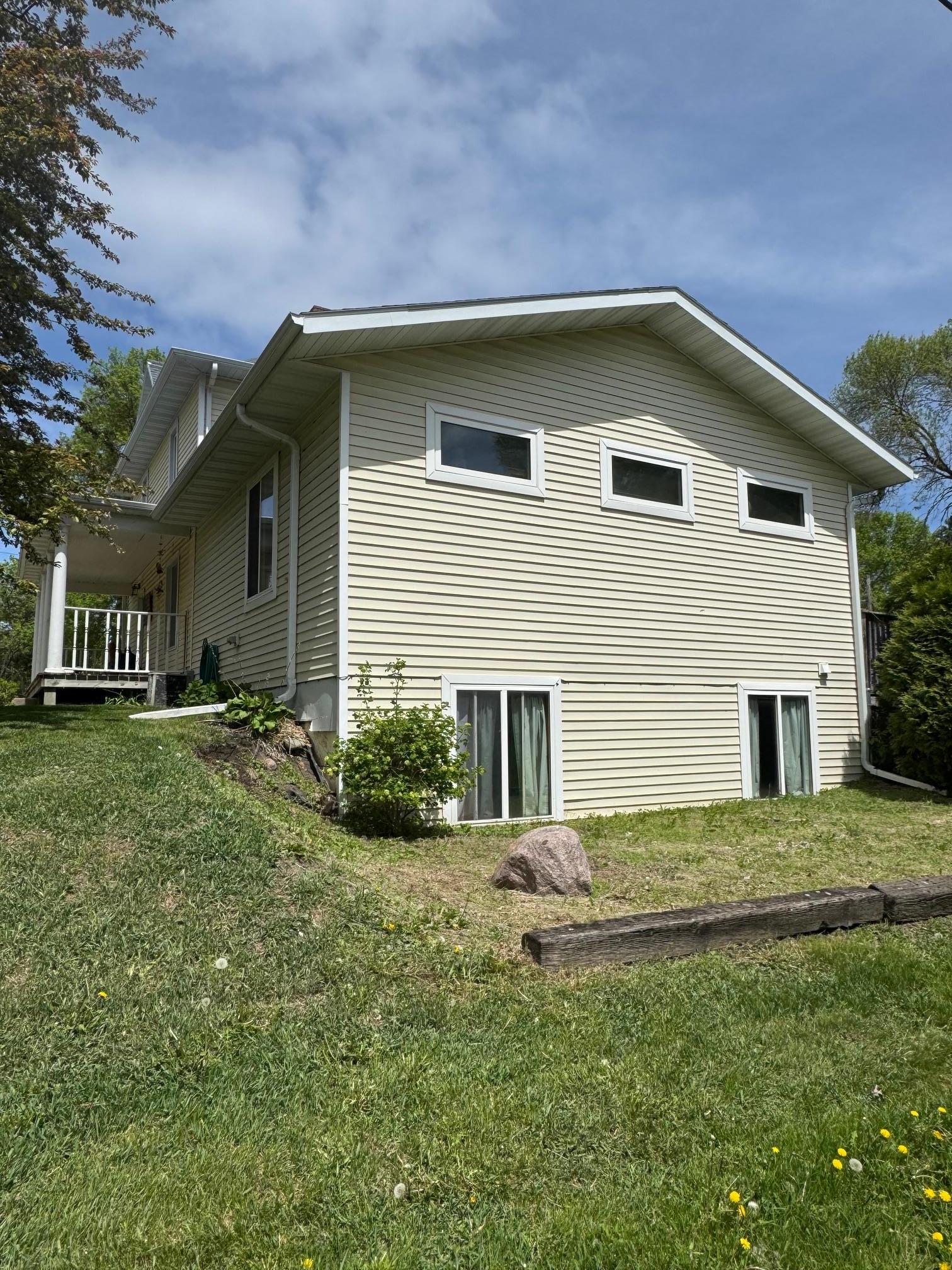 Side of home.jpg