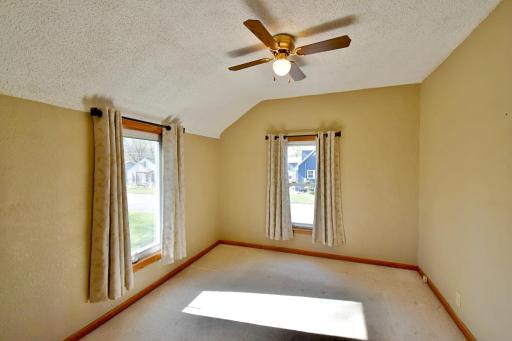 220 10th Street S, Sauk Rapids, MN 56379