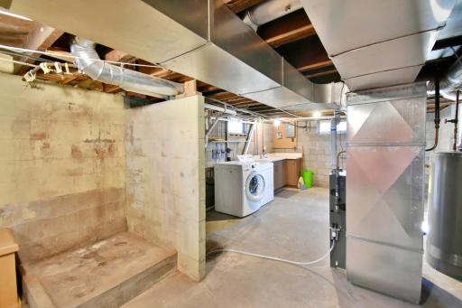 220 10th Street S, Sauk Rapids, MN 56379