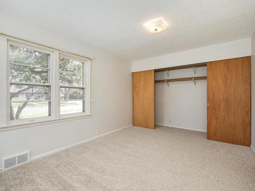 8840 1st Avenue S, Minneapolis, MN 55420