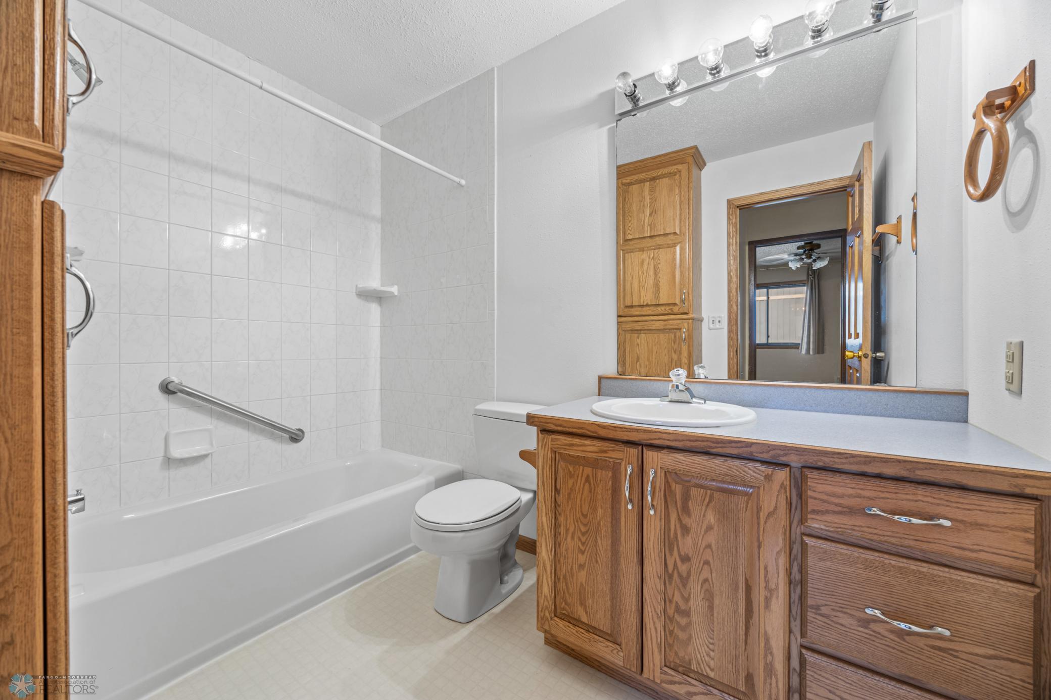 Upstairs Full Bath