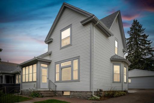 418 Baker Street W, Saint Paul, MN 55107
