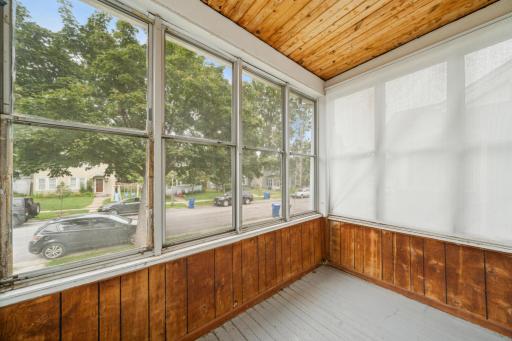 418 Baker Street W, Saint Paul, MN 55107