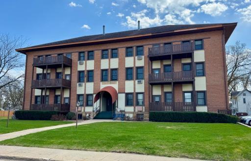 913 Abbott Street, 304, Albert Lea, MN 56007