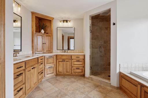 5170 Kelsey Terrace, Edina, MN 55436