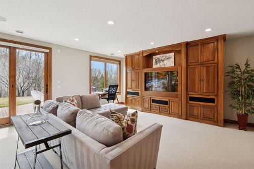 5170 Kelsey Terrace, Edina, MN 55436