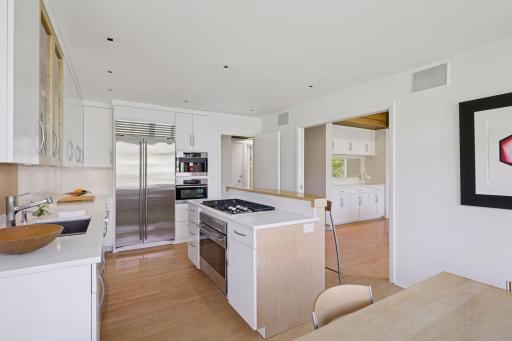 4801 E Sunnyslope Road, Edina, MN 55424