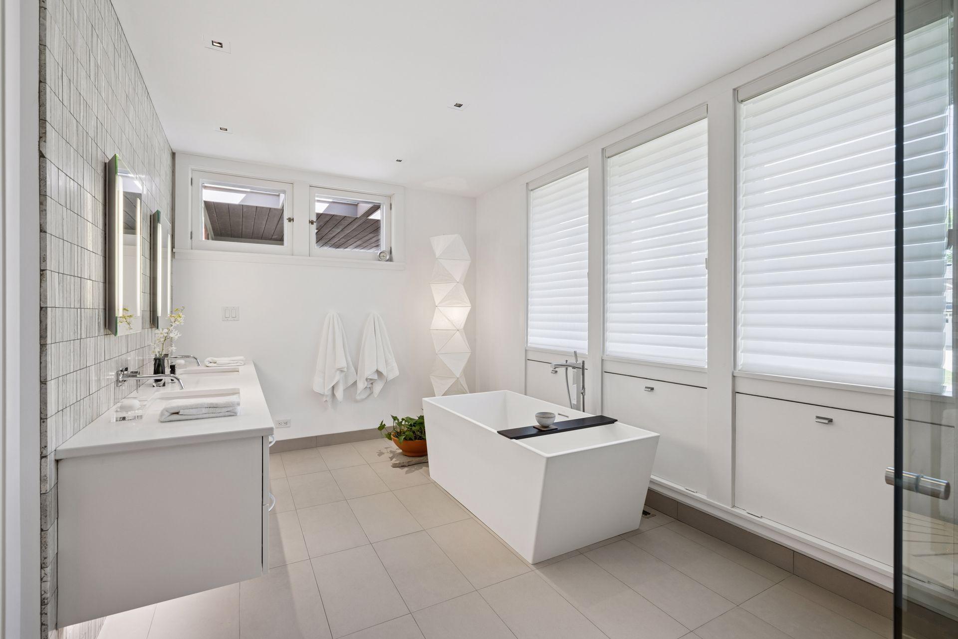 34. Primary Bath.jpg