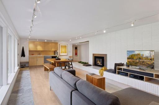 4801 E Sunnyslope Road, Edina, MN 55424