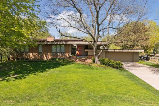 4801 E Sunnyslope Road, Edina, MN 55424