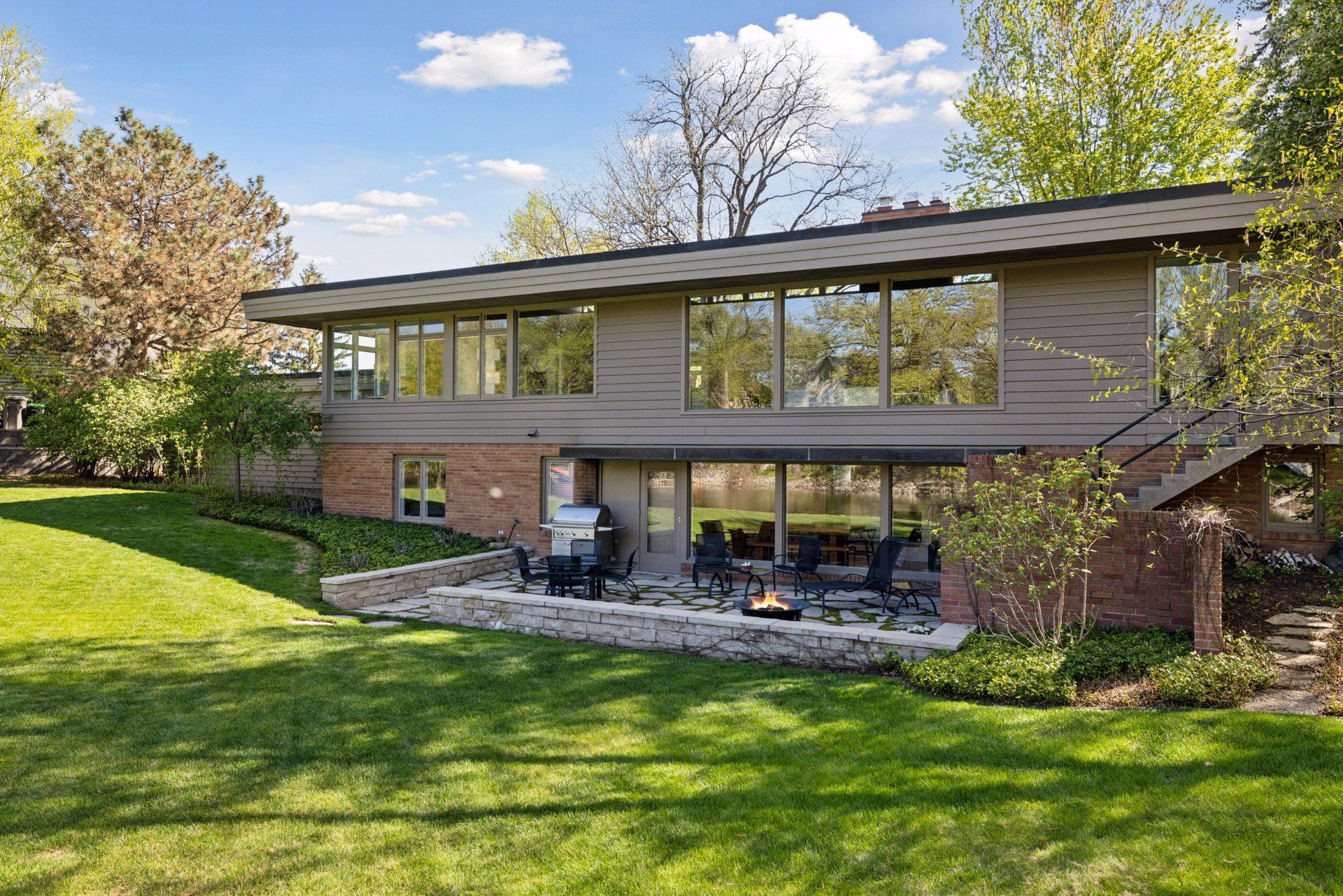 61. Back Yard.jpg