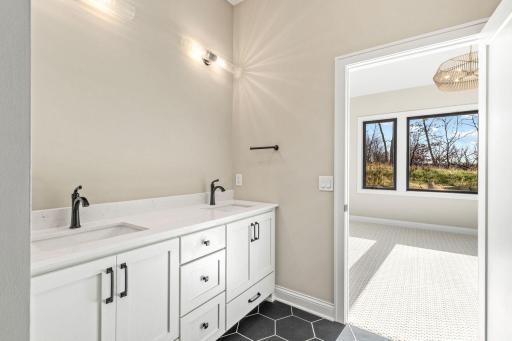 Master Bathroom Vanity