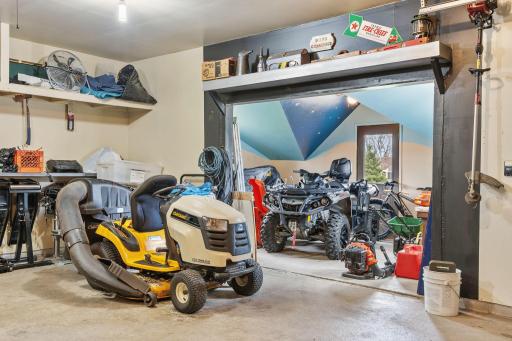 124 Twin Lake Boulevard, Little Canada, MN 55127