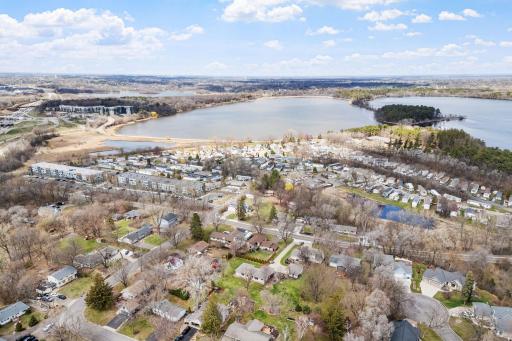 Nestled between Twin Lake, Vadnais Lake and West Vadnais Lake