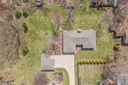 124 Twin Lake Boulevard, Little Canada, MN 55127