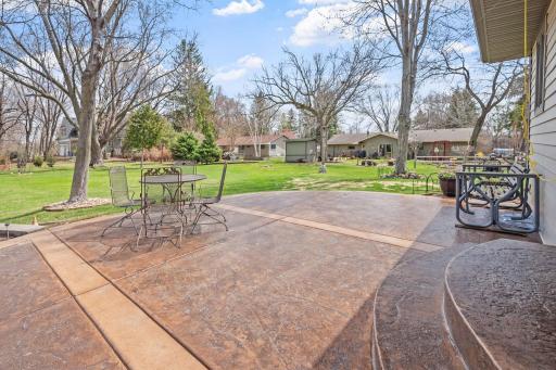 124 Twin Lake Boulevard, Little Canada, MN 55127