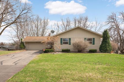Photo for 4657 Heritage Hills Circle, Minneapolis, MN 55437 - listing #6707639 4657 Heritage Hills Circle, Minneapolis, MN 55437