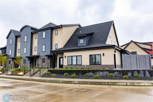 4114 Arthur Drive, Fargo, ND 58104