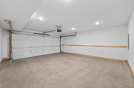 2501 Jansen Avenue, White Bear Lake, MN 55110